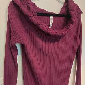 Sweater Top in a deep rich Burgandy. Sz XL Petite Worn on/ off shoulders.Festive
